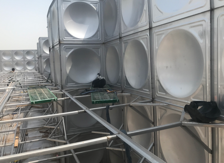 郑州不锈钢水箱是怎么达到保温功效的